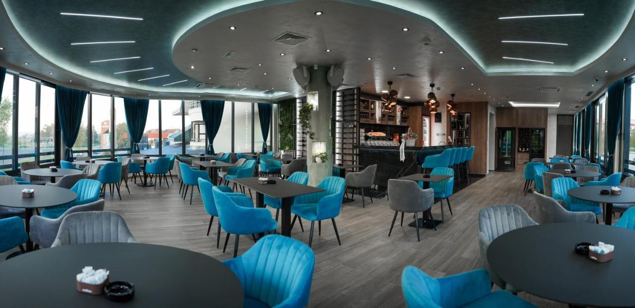 Hotel Laktaši Buitenkant foto