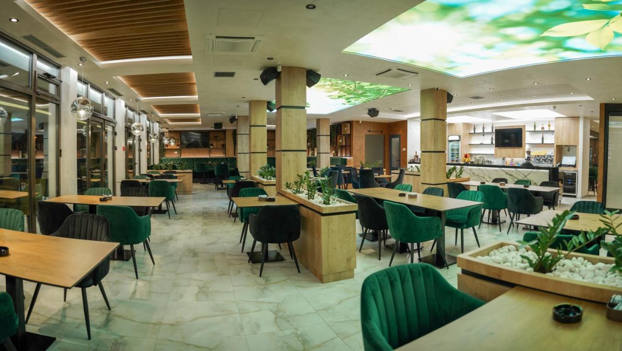 Hotel Laktaši Buitenkant foto