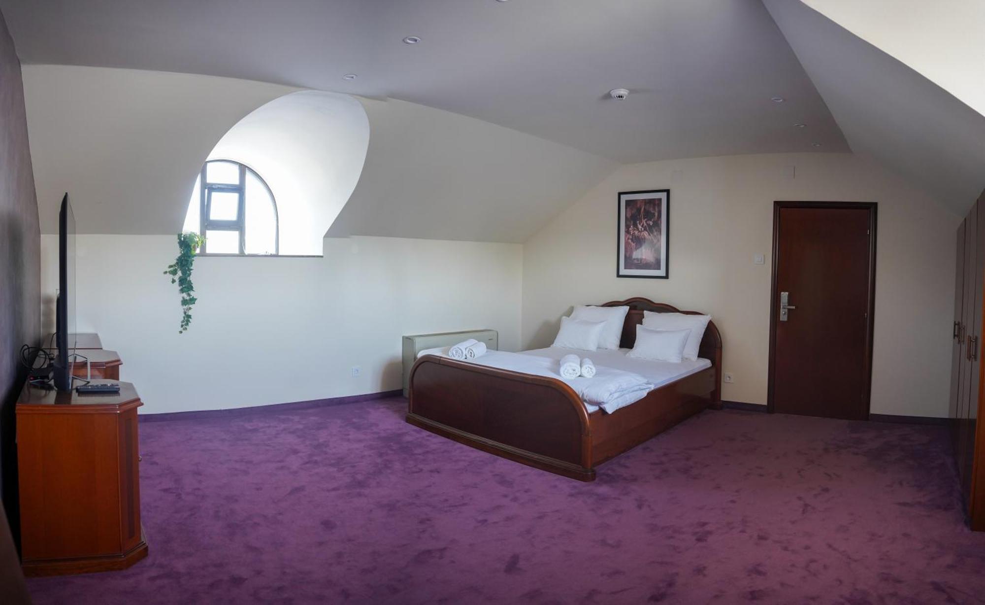 Hotel Laktaši Buitenkant foto