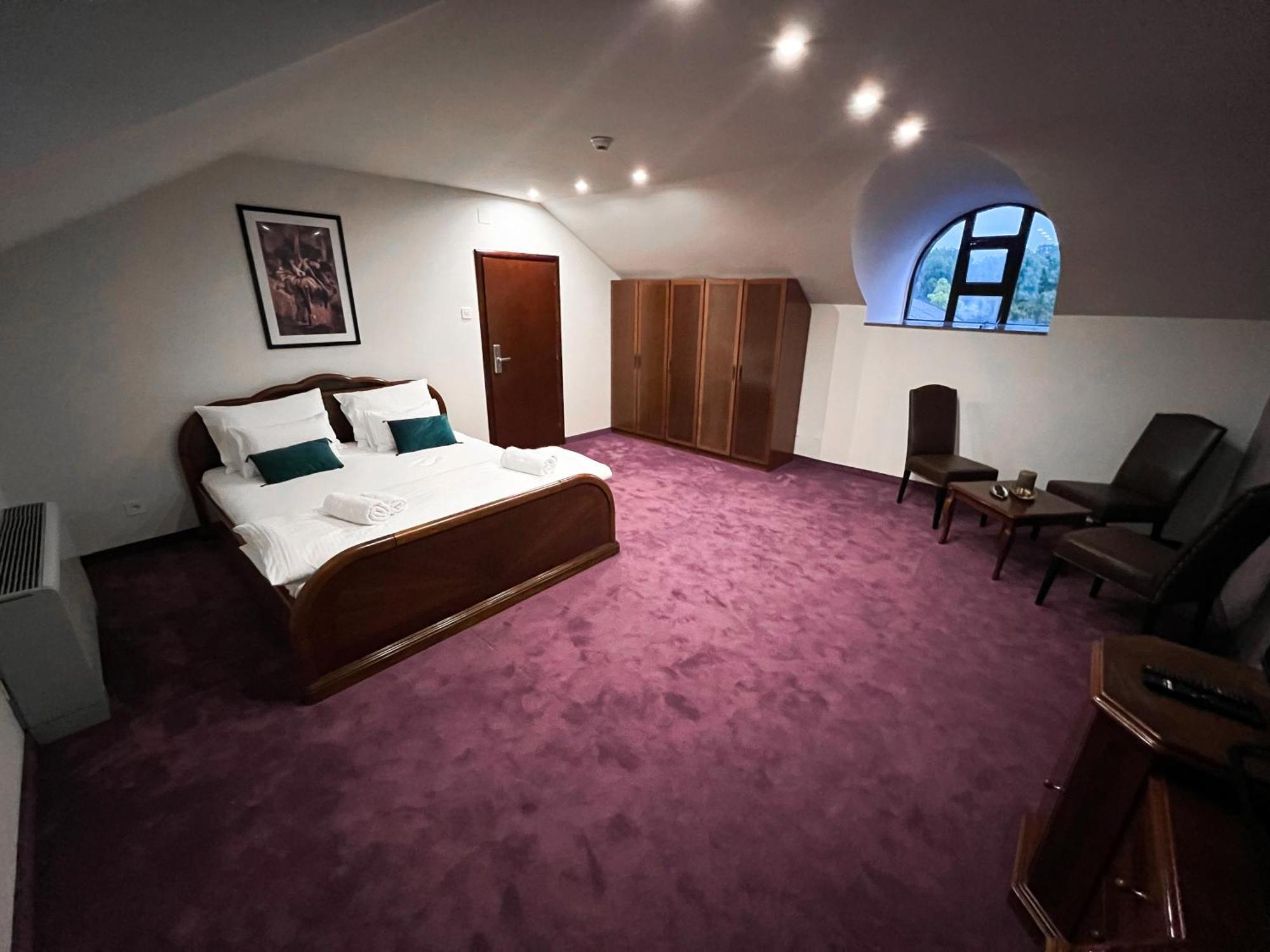Hotel Laktaši Buitenkant foto